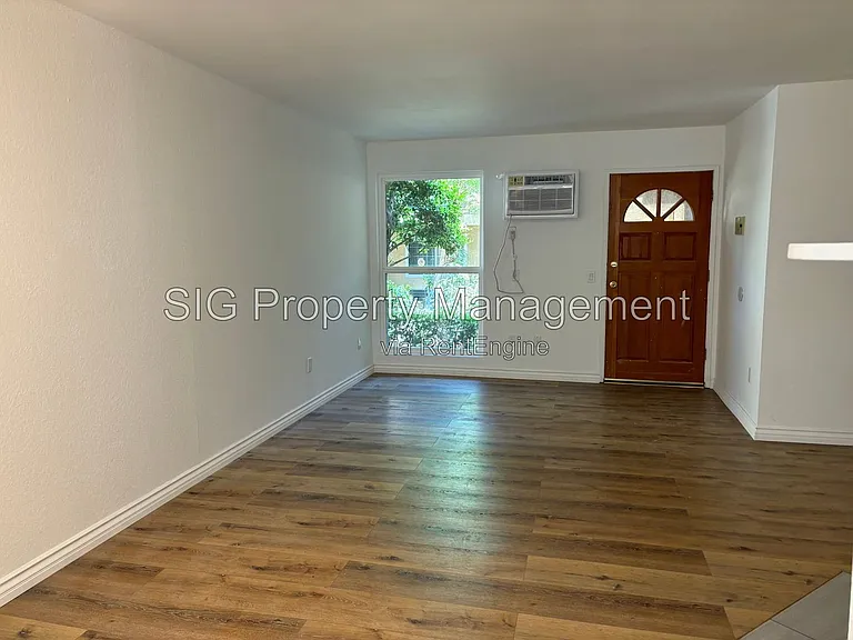 10635 Sherman Grove Ave #8 — Photo 5