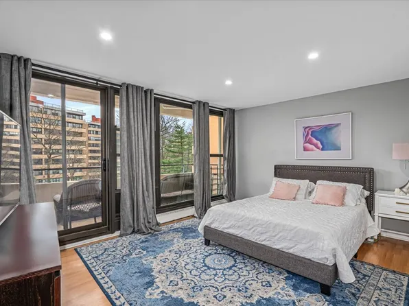 162-40 Ninth Avenue image 10 of 28