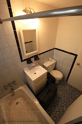 Rented by Kings Court Real Estate | media 26