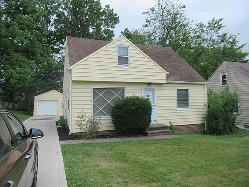 86 Cowles Ave Photo 1