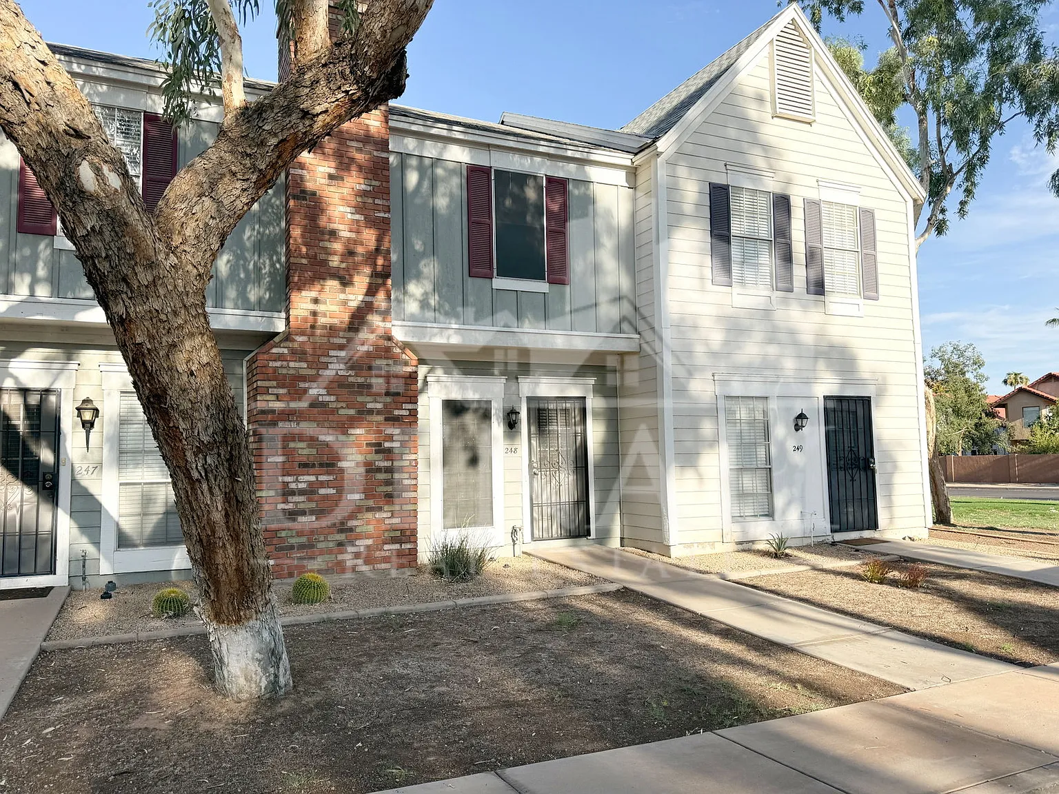 2 bed, 2.0 bath, 870 sqft, $1,495 — Photo 3