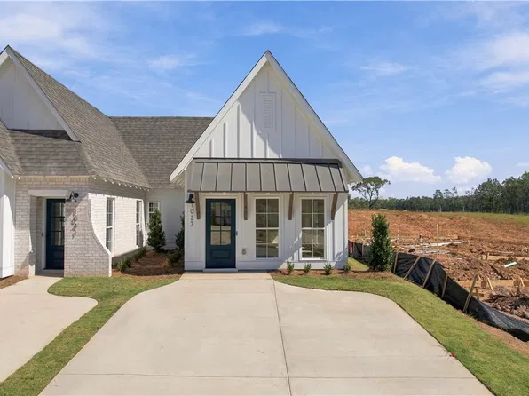 1037 Hunters Way, Opelika, AL 36801
