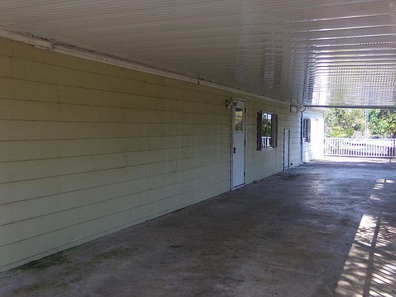 5th image of 1609 SE 160th Ct