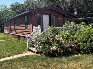 5972 Vernon St, Belleville, MI 48111