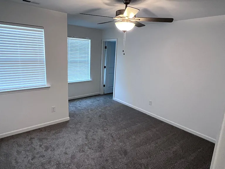 187 Royal Star Way — Photo 14