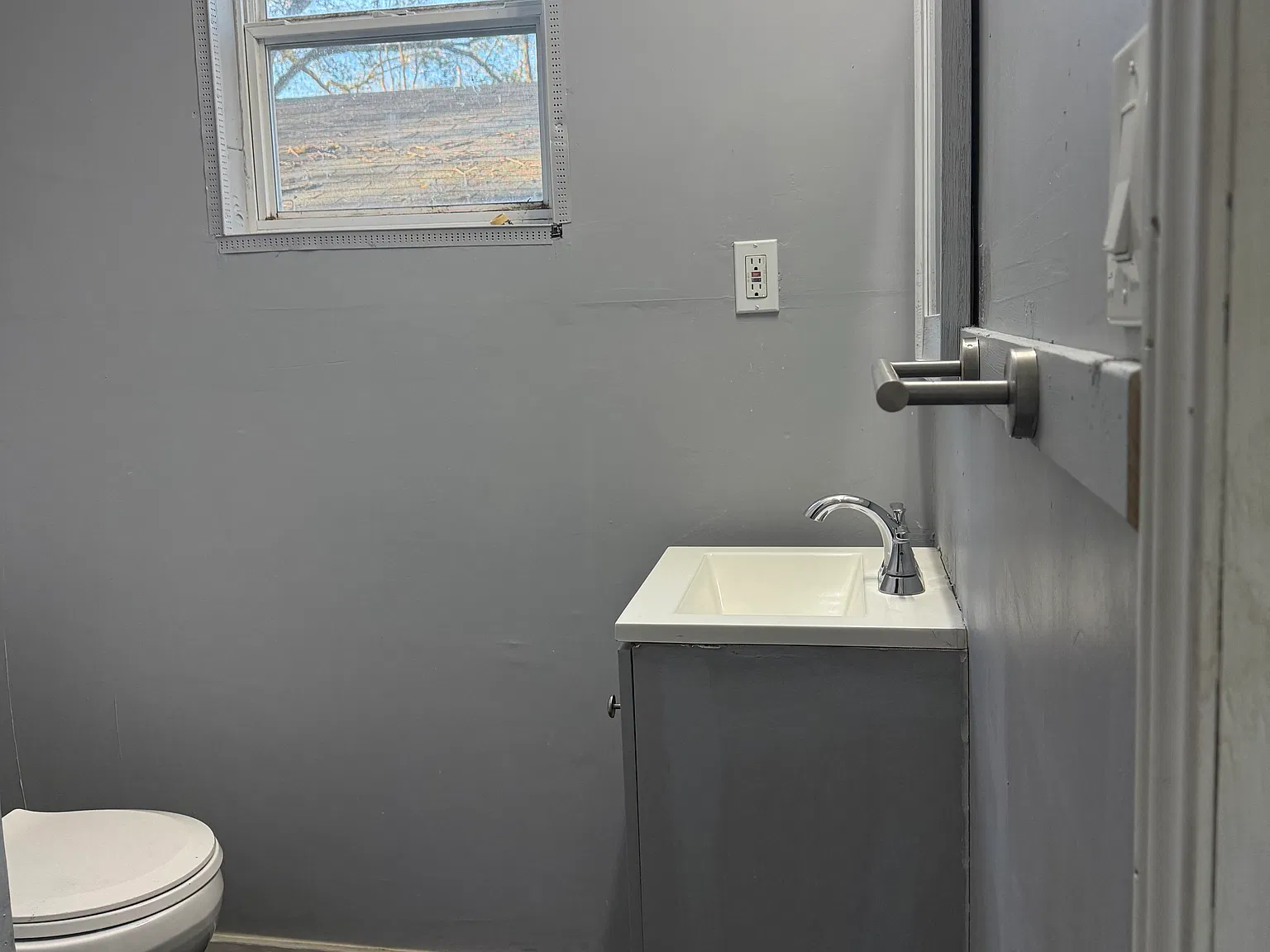 705 S Roosevelt Ave — Photo 4