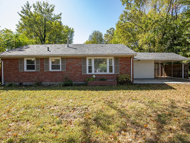 3100 Furman Blvd — Photo 1