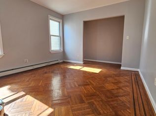 28 Bock Ave FLOOR 2, Newark, NJ 07112