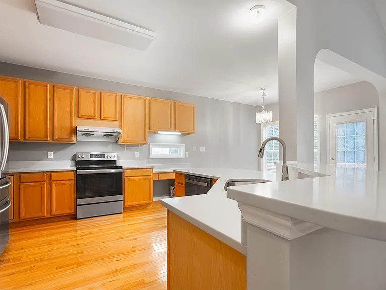 610 Park York Ln — Photo 14