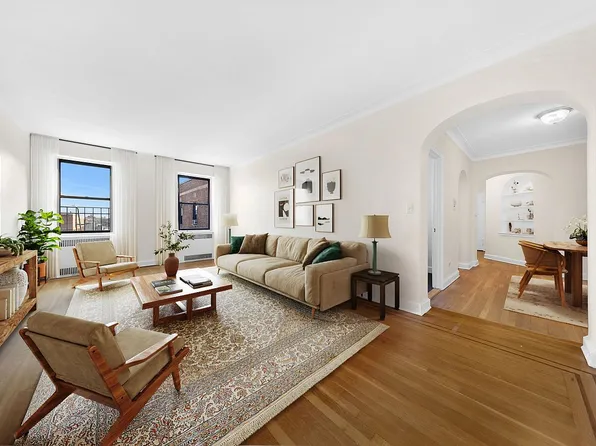 25-40 31st Ave APT 6A, Queens, NY 11106