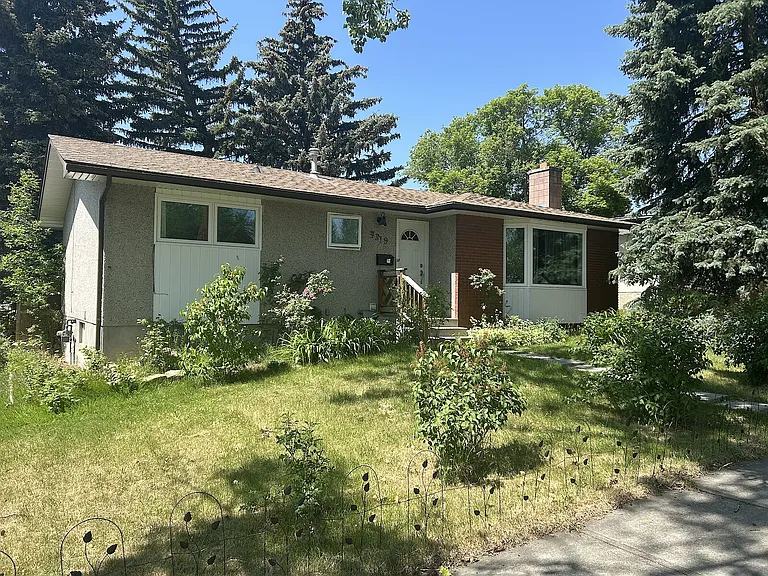 4319 Charleswood Dr NW — Photo 3