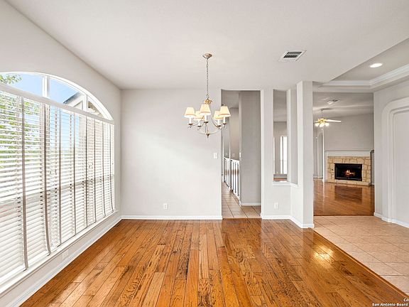 5th image of 9222 SAUCEDO DR