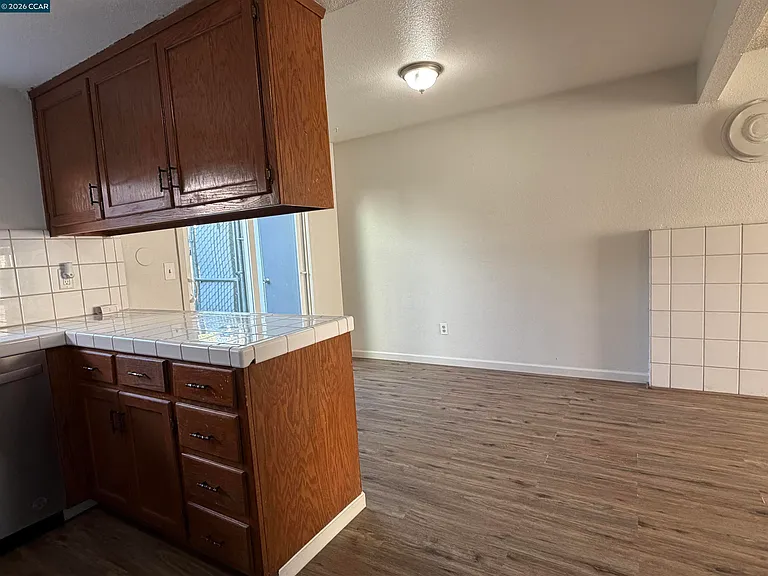 1648 W North Bear Creek Dr — Photo 11