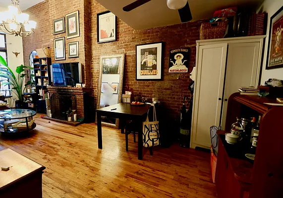 Rented by Spire Group | media 9
