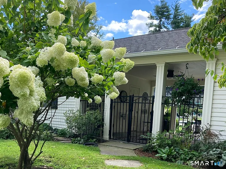 5 Great Elm Rd — Photo 35