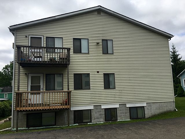 1st image of 228 W 11th St APT 6
