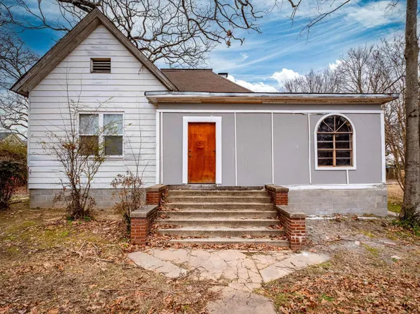 3724 W 10th St, Little Rock, AR 72204