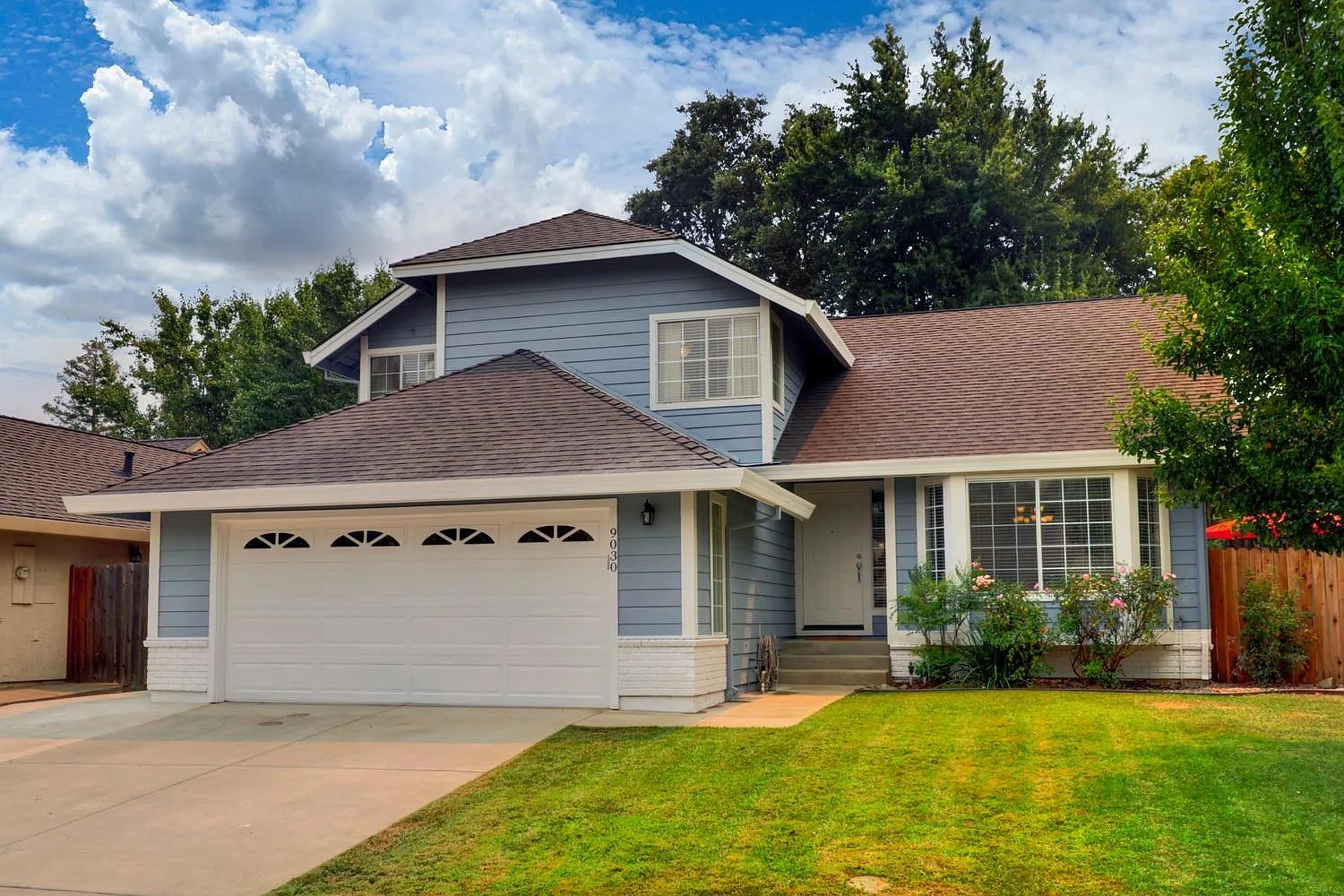 9030 Laguna Springs Way photo 1