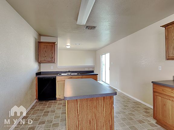 2nd image of 2707 Cedar Sound