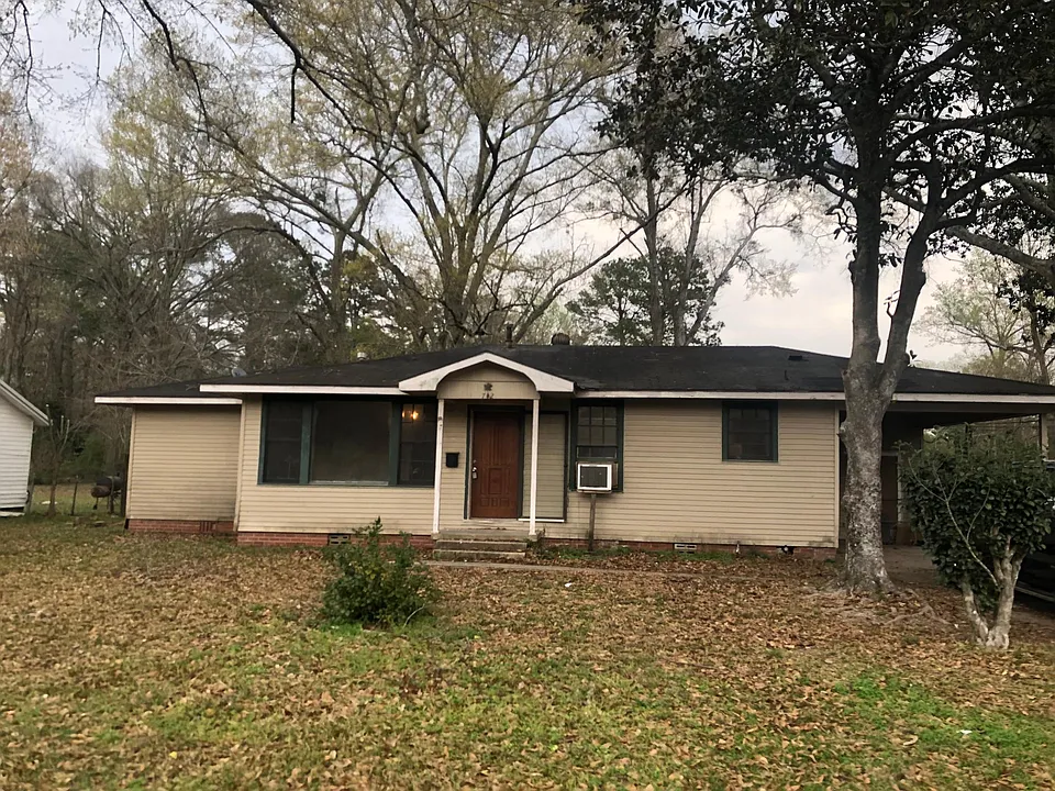 712 Ray Weiland Dr