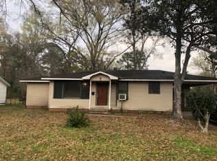 712 Ray Weiland Dr, Baker, LA 70714