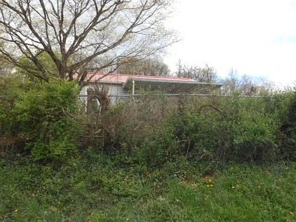 4th image of 1709 N Liberty Hill Rd