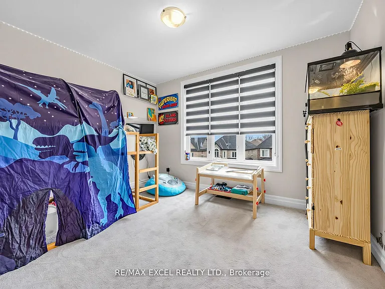 1454 Stovell Cres — Photo 25