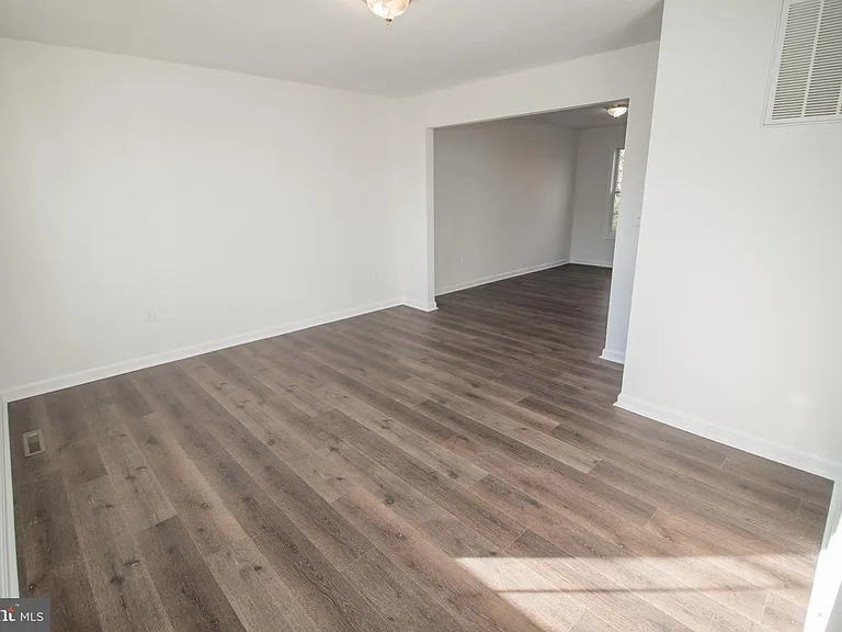 21421 Mary Margaret Ct — Photo 7
