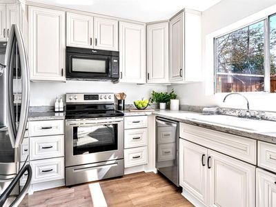 1737 Las Pravadas Court, Santa Rosa, CA, 95409