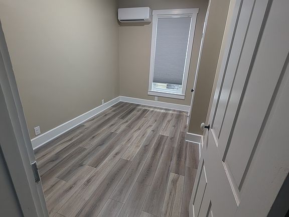 5th image of 2008 George St #4
