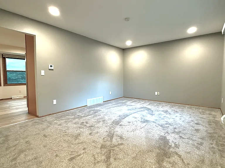 1008 W Devonshire Rd — Photo 10