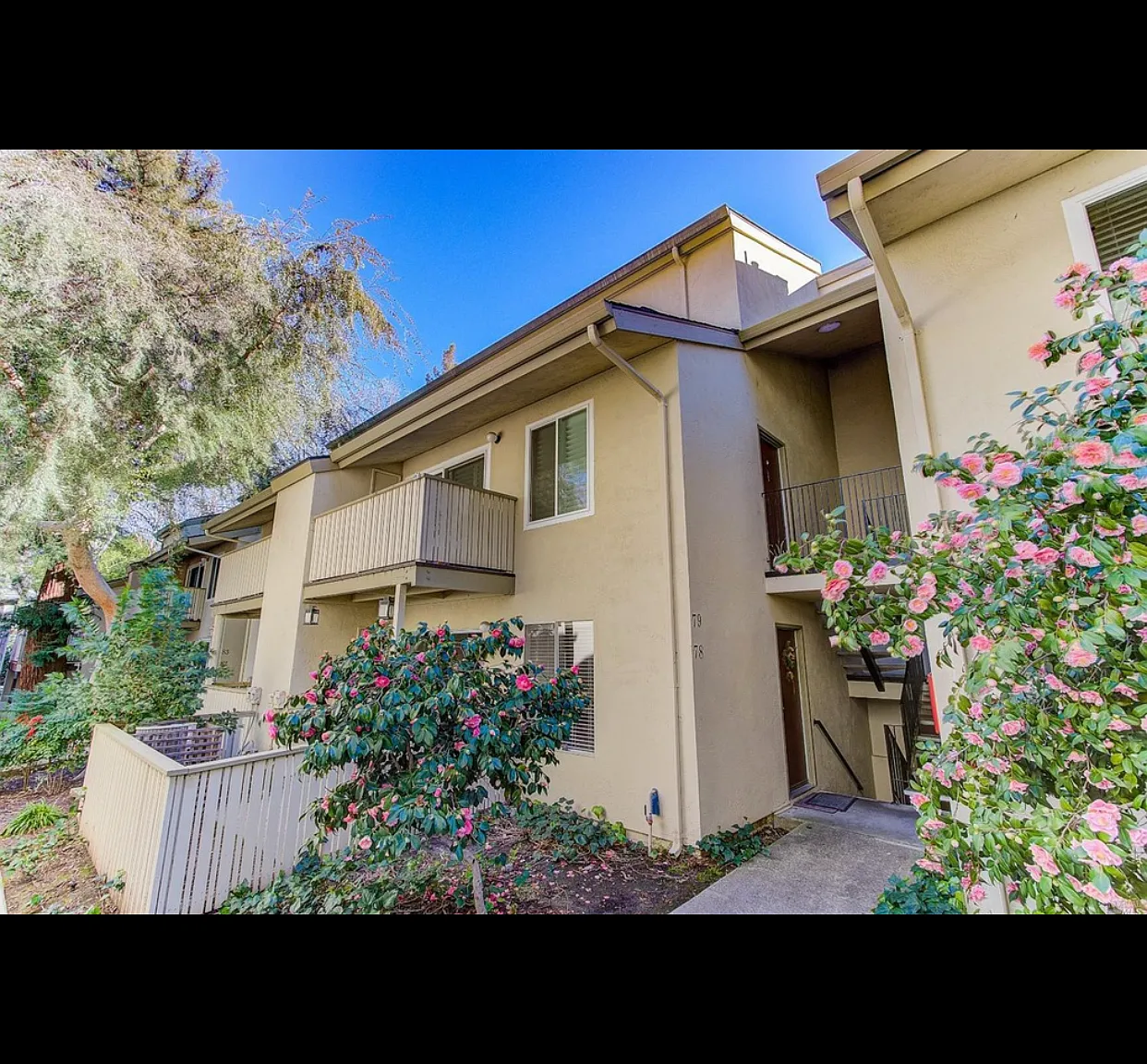 2 bed, 929 sqft, $2,650 — Photo 1