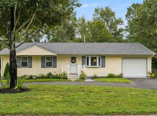 14 E Secluded Ln, Rio Grande, NJ 08242