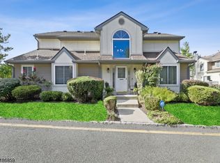 1907 Park Pl, Springfield, NJ 07081