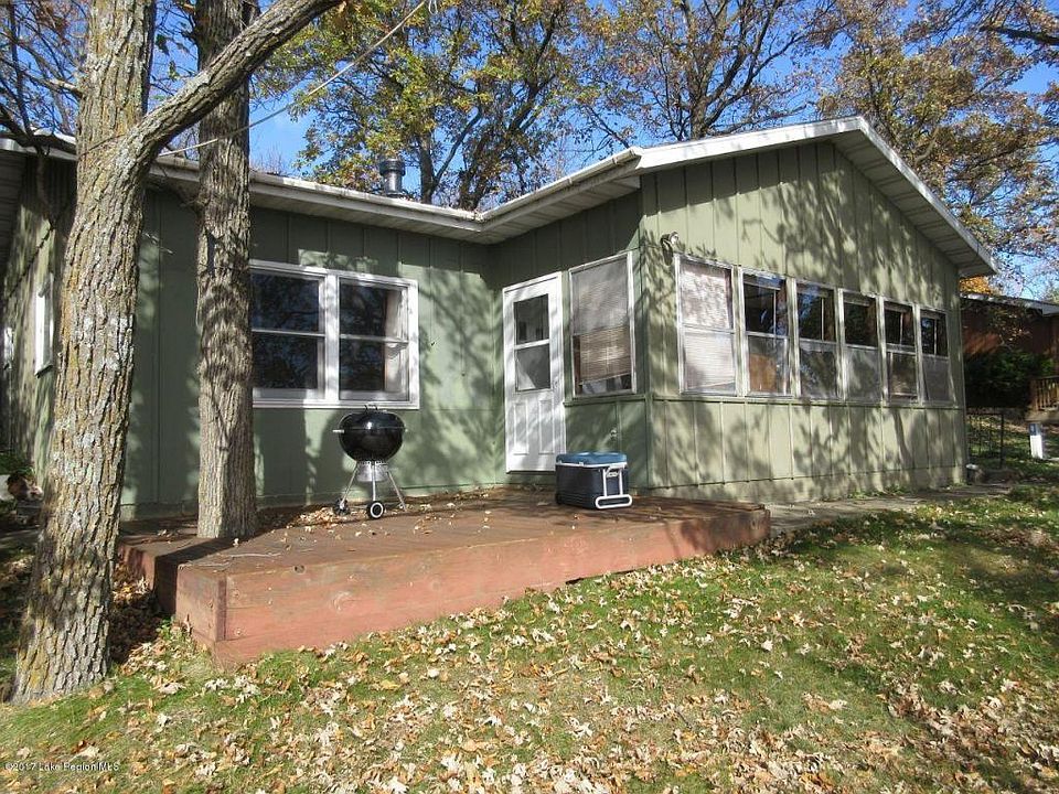1st image of 31840 Denwood Dr