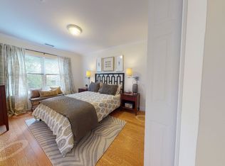 118 Independence Dr, Chestnut Hill, MA 02467