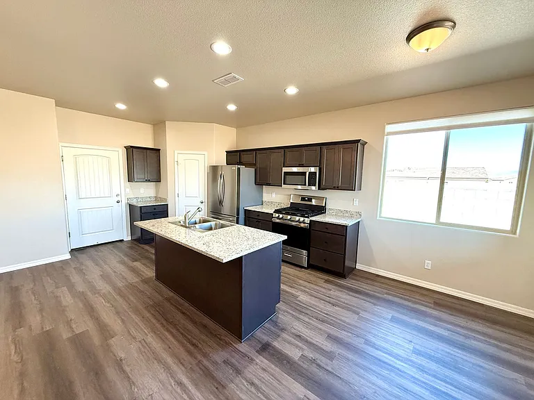 3611 Charleston Loop — Photo 8