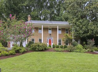 7624 Mary Cassatt Dr, Rockville, MD 20854