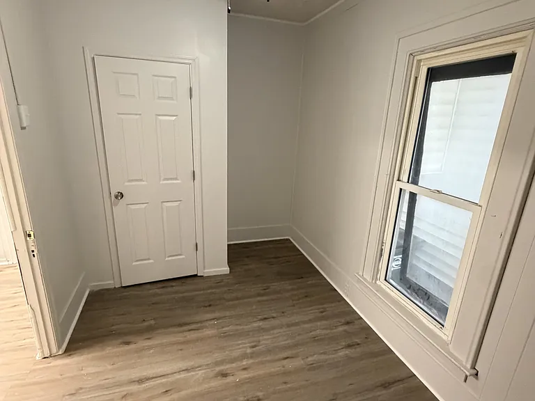 422 W High St #1 — Photo 10
