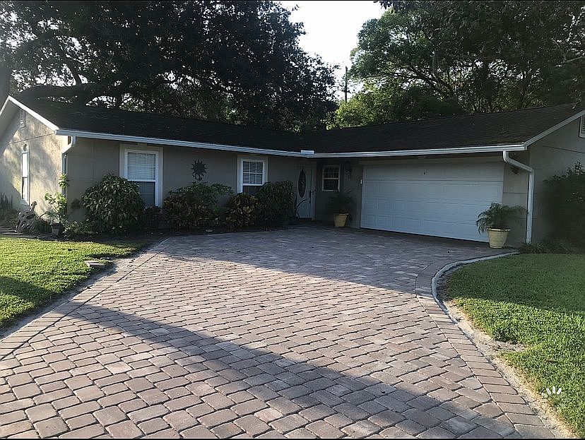 1st image of 701 Tee Cir