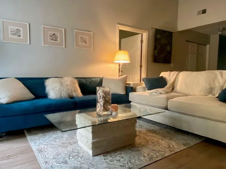 1321 Pinnacle Ln — Photo 3
