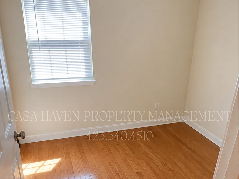 122 Leach Dr #104 — Photo 6