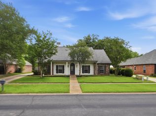2040 Oakcliff Dr, Baton Rouge, LA 70810