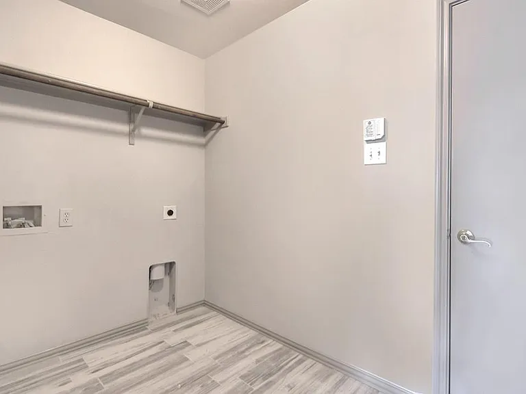 3708 Ocean Dr — Photo 20
