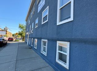 121 W 6th Ave #302, Mitchell, SD 57301