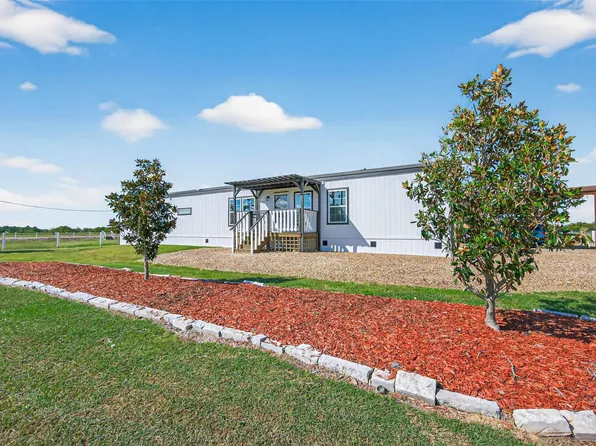 805 Williams Rd, East Bernard, TX 77435