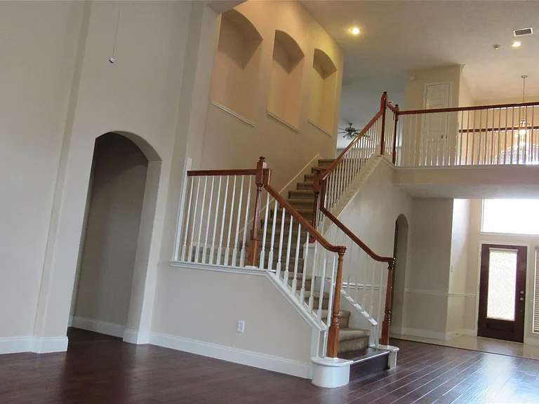 17615 Belwood Park Ln — Photo 9