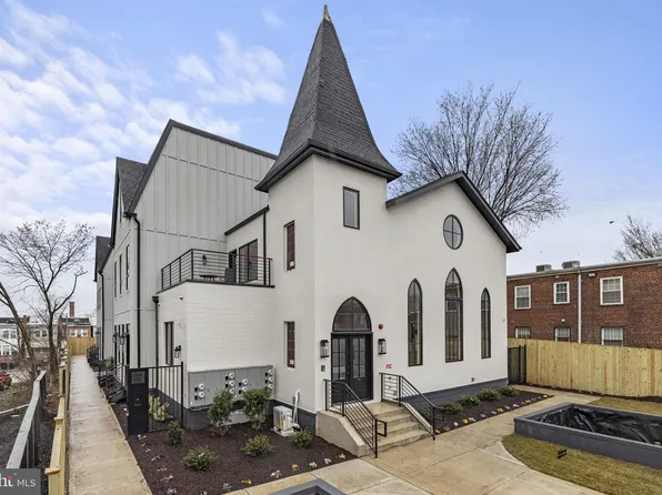 217 16th St NE #5, Washington, DC 20002