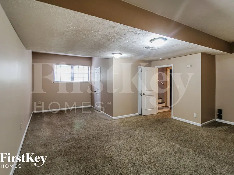 4401 Raven Valley Ct — Photo 14
