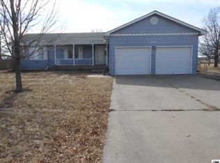 1515 East St, Osage City, KS 66523